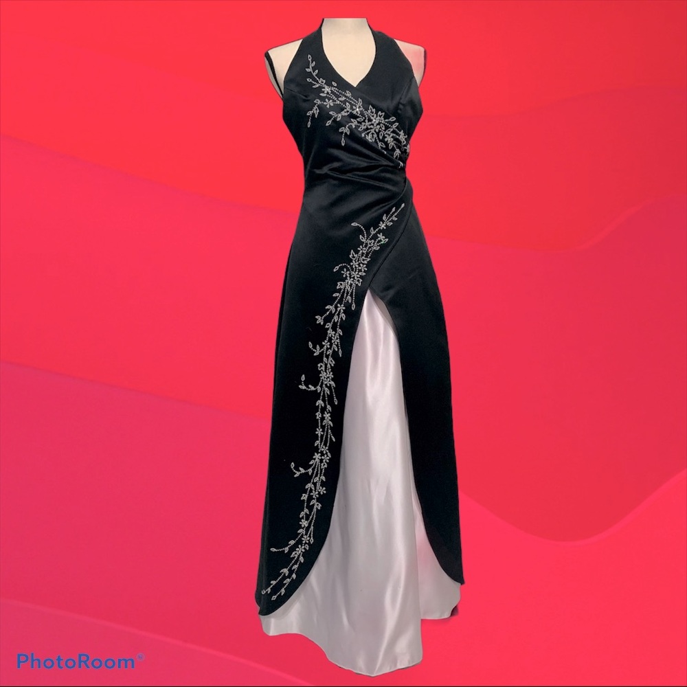 Victory Black & White Satin V-Neck Halter Dress
